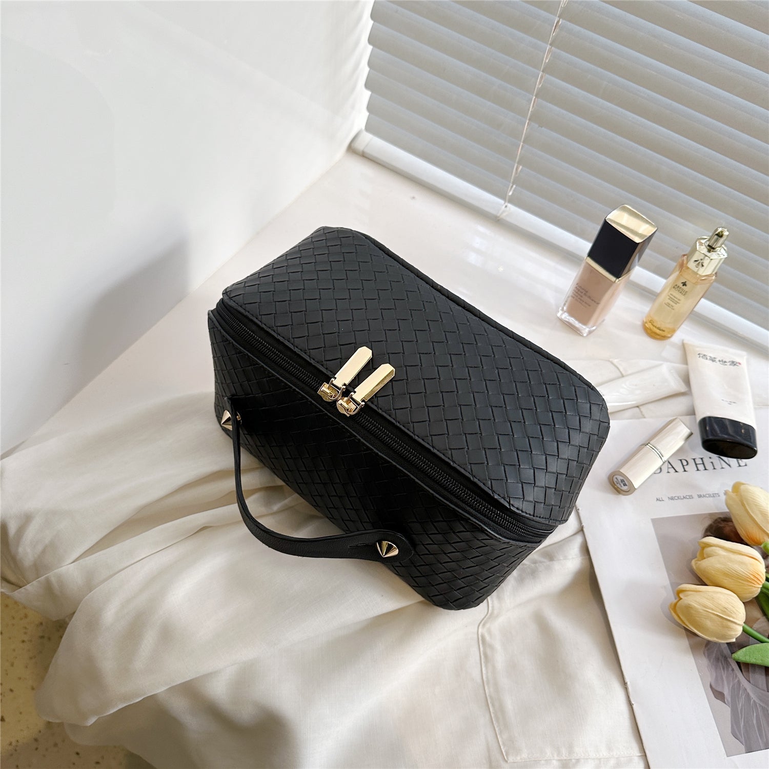 Synthetic Leather Woven Travel Makeup Bag