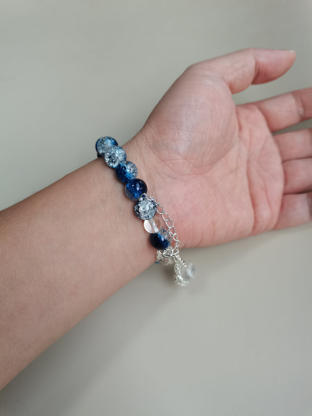 Glittery Blue & Clear Bead Bracelet with Dangling Stars